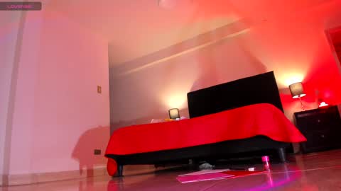 Snapshot of akemirosse chatting on 02/07/25, 09:26 Akemi online show from 02/07/25, 09:26