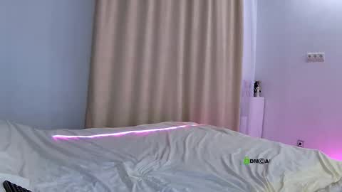 Hi Im Oli online show from 11/26/25, 01:17