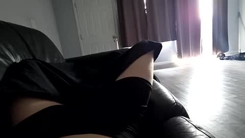 akfx202 online show from 04/18/26, 10:21