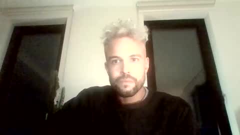 Snapshot of aki1080be chatting on 10/28/25, 05:15 Sweet moment online show from 10/28/25, 05:15