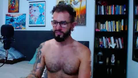 akiles online show from 11/25/25, 12:54