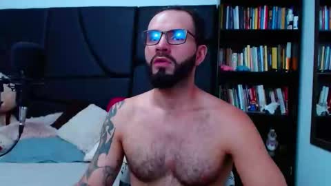 akiles online show from 12/17/25, 11:11