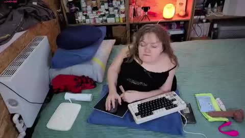 Natalie online show from 11/24/25, 05:51