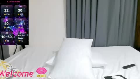 akishaa online show from 04/13/26, 06:19