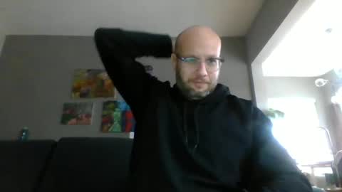 akpchi1984 online show from 12/20/24, 05:40