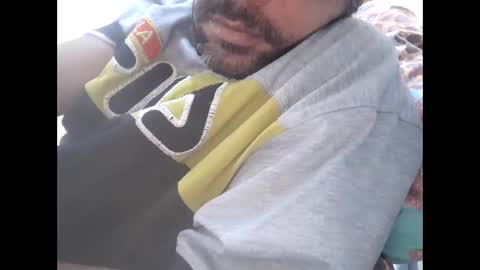 Brown arab man online show from 11/26/25, 08:10