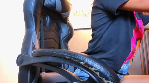 Alahia Rodriguez online show from 04/20/26, 07:04