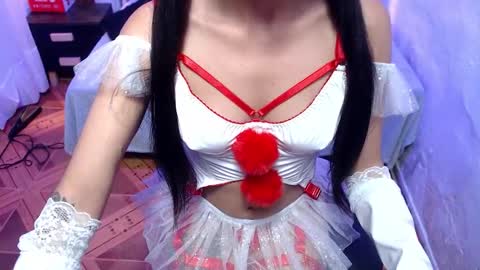 alaia_blue1 online show from 10/30/25, 03:57