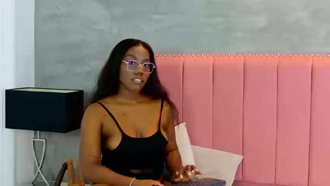 alaia_colins online show from 03/21/26, 11:41