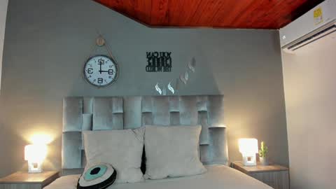  Alaia  online show from 01/18/25, 11:32