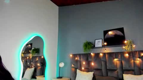  Alaia  online show from 12/19/25, 11:39