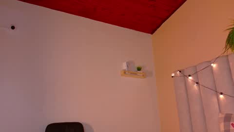  Alaia  online show from 01/14/26, 11:38