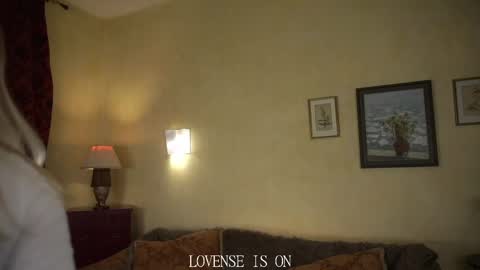 Snapshot of alainejomes chatting on 05/27/26, 02:36 VETTA online show from 05/27/26, 02:36