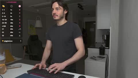 Maxi  online show from 02/20/25, 06:28