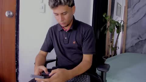 alan__smith online show from 11/17/25, 07:41