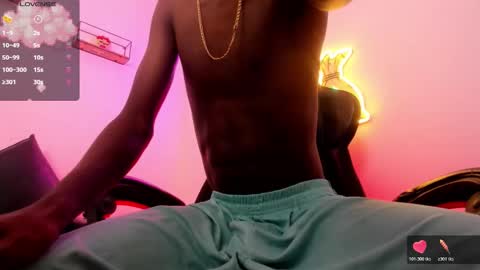 alan_blacke online show from 10/20/25, 08:20