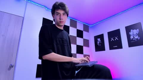 Alan Boy online show from 03/31/26, 03:41