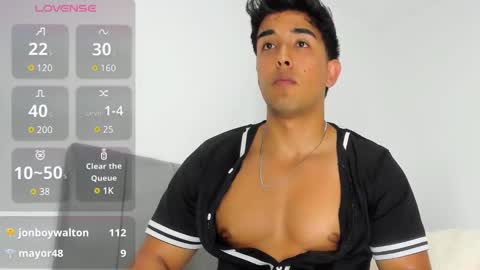 Snapshot of alan_greek_1 chatting on 12/21/24, 04:52 Alan greek online show from 12/21/24, 04:52