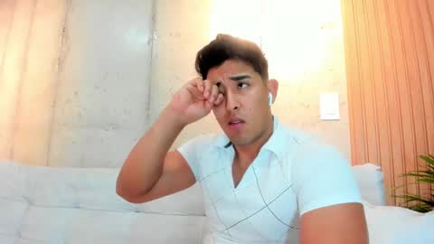 Snapshot of alan_greek_1 chatting on 02/08/25, 10:29 Alan greek online show from 02/08/25, 10:29