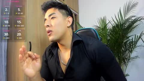 Snapshot of alan_greek_1 chatting on 10/26/25, 09:26 Alan greek online show from 10/26/25, 09:26