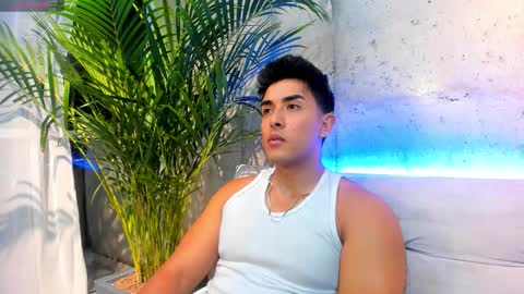 Snapshot of alan_greek_1 chatting on 10/31/25, 03:29 Alan greek online show from 10/31/25, 03:29