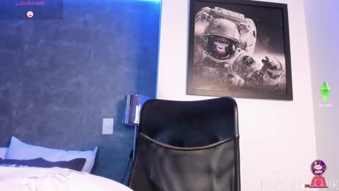 alan_morrys online show from 12/15/24, 03:56