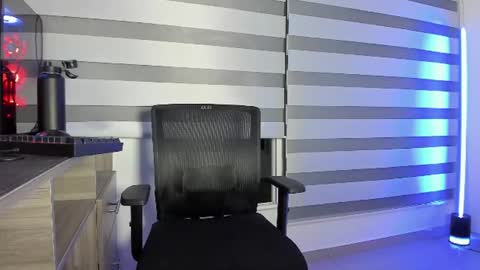 Alan online show from 06/11/26, 02:53