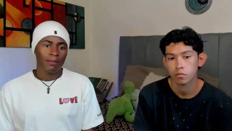 Alan and Criss - WE JUST FRIENDS WITH BENEFITS BOTH VERS online show from 11/26/25, 07:37