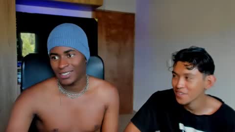 Alan and Criss - WE JUST FRIENDS WITH BENEFITS BOTH VERS online show from 07/06/26, 09:17