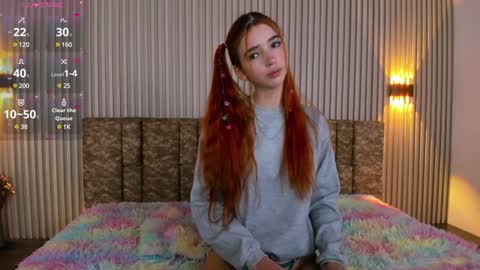 Snapshot of alana_333 chatting on 12/17/24, 12:00 A L A N A online show from 12/17/24, 12:00