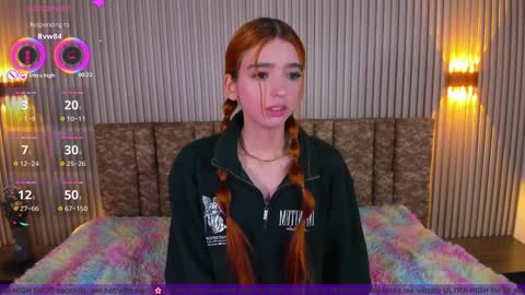 Snapshot of alana_333 chatting on 02/06/25, 02:26 A L A N A online show from 02/06/25, 02:26