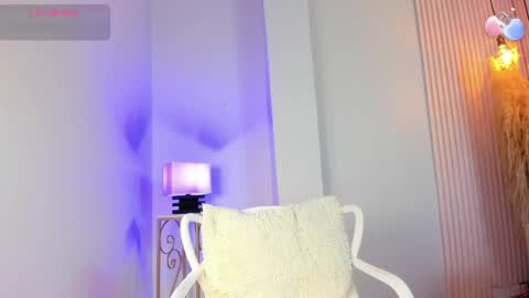 Alana online show from 06/04/26, 12:11