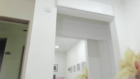 Alana  online show from 12/29/24, 04:05