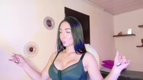 Maeve  online show from 01/11/26, 11:48