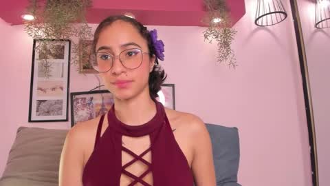 Alana online show from 11/25/25, 01:22