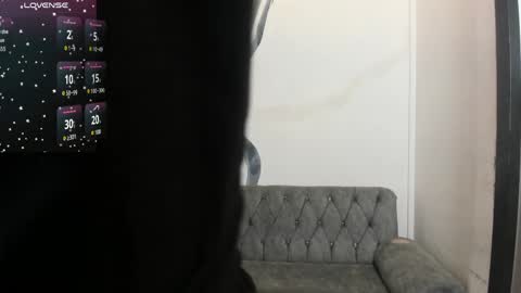 Snapshot of alanabelucci chatting on 04/14/26, 12:33 alanabelucci online show from 04/14/26, 12:33