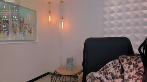 Alana online show from 10/12/25, 12:04