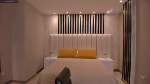 Alana online show from 10/20/25, 12:05