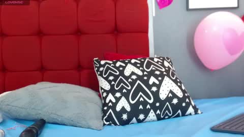 Alana  online show from 02/15/25, 08:44