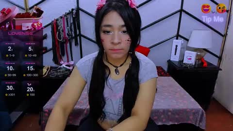 Alana online show from 02/15/25, 12:01