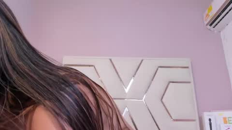 alanarousse_ online show from 05/22/26, 12:22