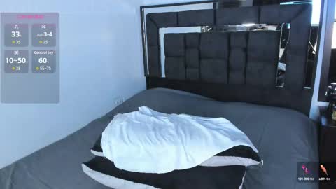 Snapshot of alanblack1 chatting on 09/18/25, 02:57 alanblack1 online show from 09/18/25, 02:57