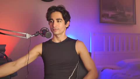 idenavarre online show from 01/13/25, 01:45