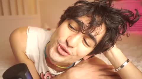 idenavarre online show from 01/30/25, 01:22