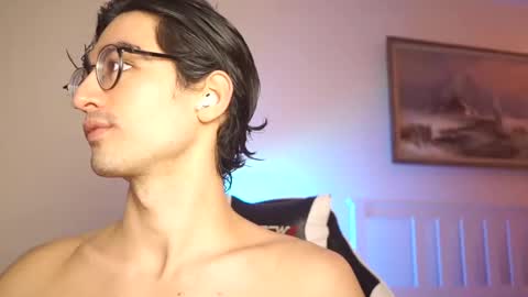 idenavarre online show from 02/23/25, 10:20