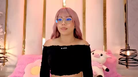     online show from 10/18/25, 01:01