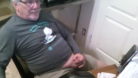 Snapshot of alanlee10allen chatting on 12/17/25, 11:11 Alanlee10allen online show from 12/17/25, 11:11