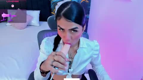 Alana online show from 06/28/26, 06:14