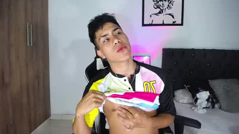 alannaughty_ online show from 10/30/25, 12:45