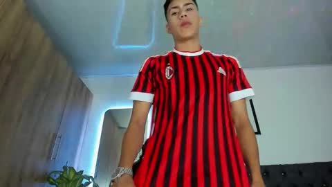 alannaughty_ online show from 11/29/25, 12:24